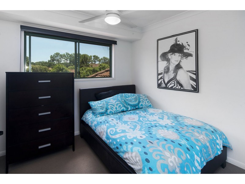 126/19 Santa Barbara Road, Hope Island QLD 4212
