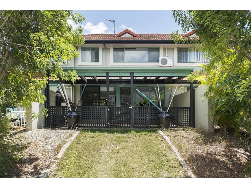 126/19 Santa Barbara Road, Hope Island QLD 4212