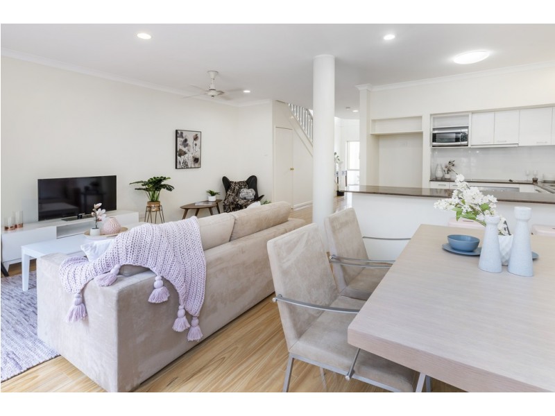 6/60 Caseys Road, Hope Island QLD 4212