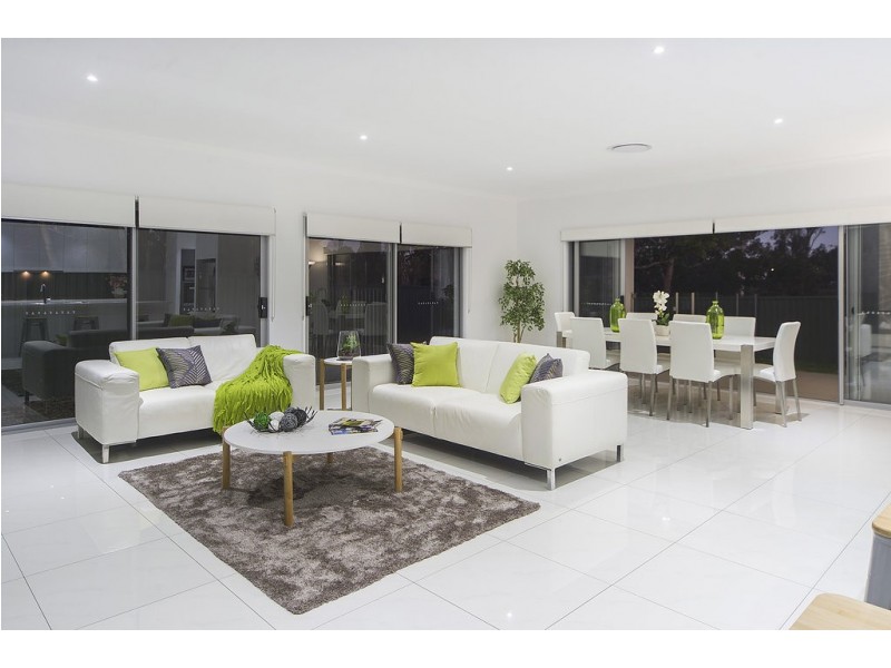 3 Quirindi Court, Helensvale QLD 4212