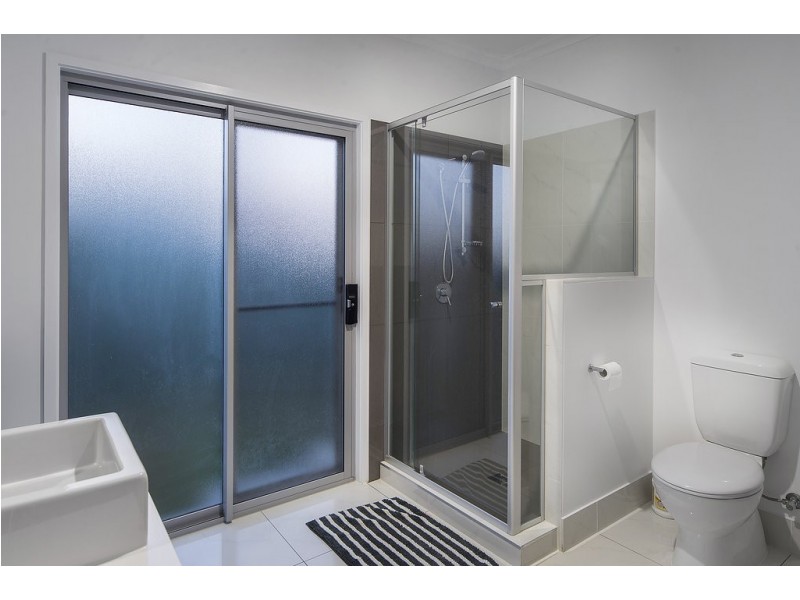 3 Quirindi Court, Helensvale QLD 4212