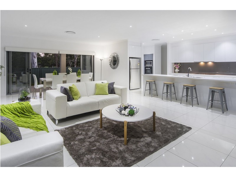 3 Quirindi Court, Helensvale QLD 4212