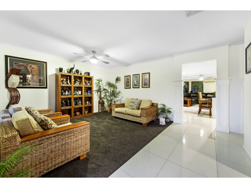 25 Audrey Avenue, Helensvale QLD 4212