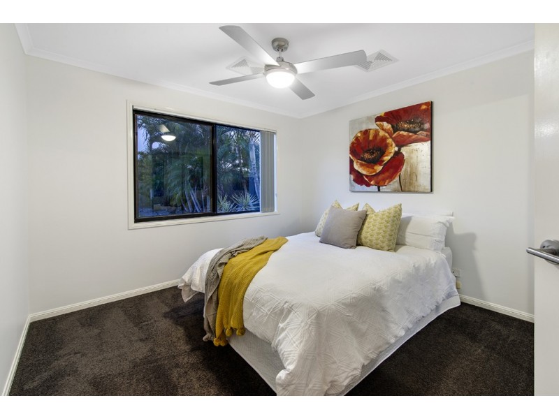 25 Audrey Avenue, Helensvale QLD 4212