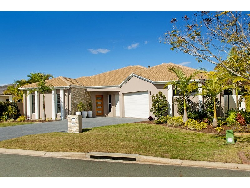 2572 Cressbrook Drive, Hope Island QLD 4212