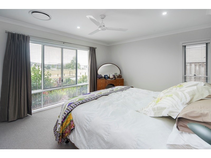 5 Moondarra Street, Pimpama QLD 4209