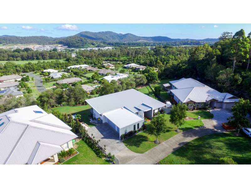 20 Summer Hill Crescent, Maudsland QLD 4210