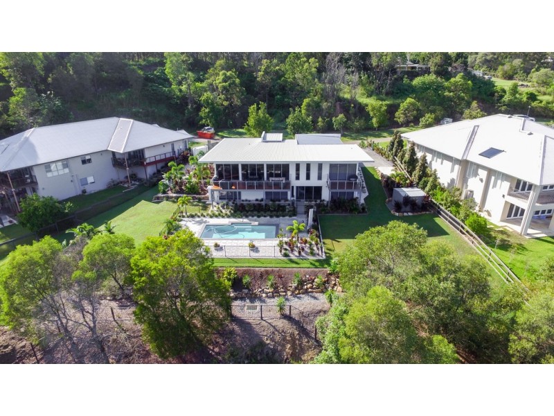 20 Summer Hill Crescent, Maudsland QLD 4210