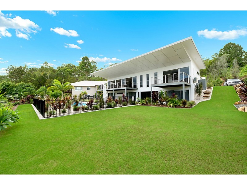 20 Summer Hill Crescent, Maudsland QLD 4210