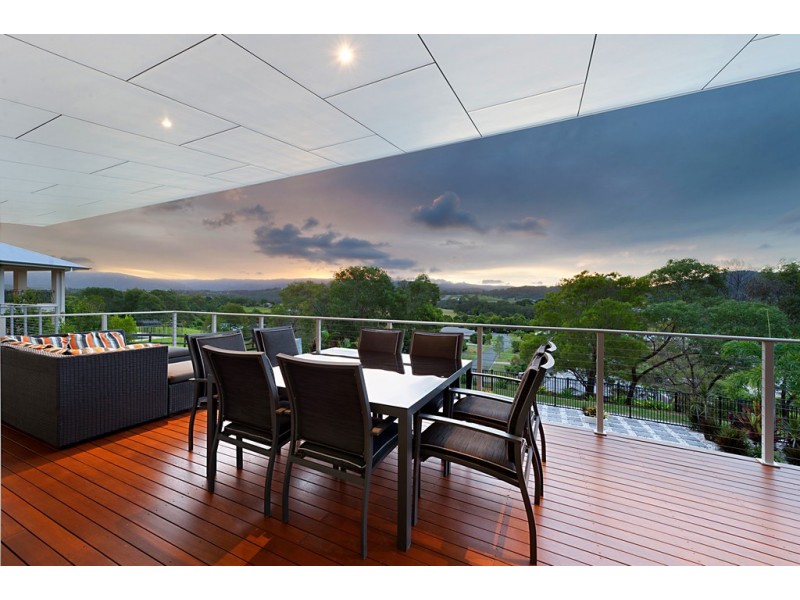 20 Summer Hill Crescent, Maudsland QLD 4210