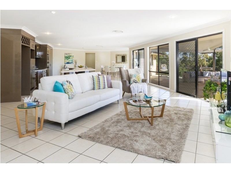 57 Walter Court, Wongawallan QLD 4210