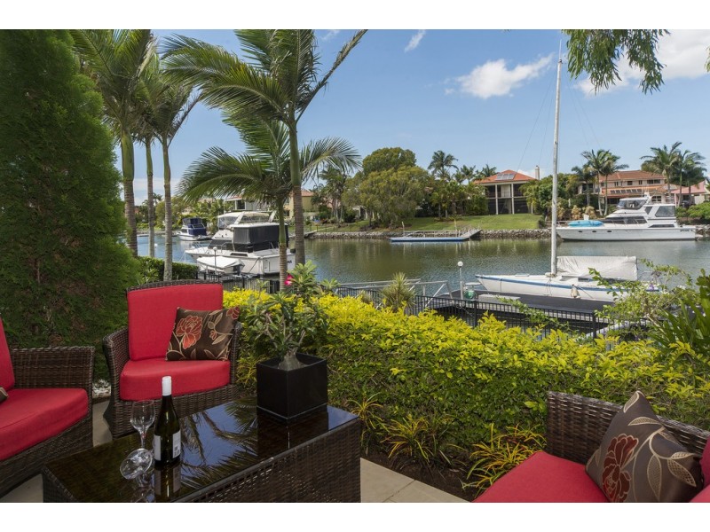 1094 Beechwood Drive, Hope Island QLD 4212