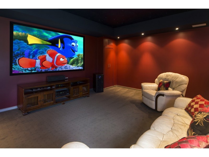 1094 Beechwood Drive, Hope Island QLD 4212