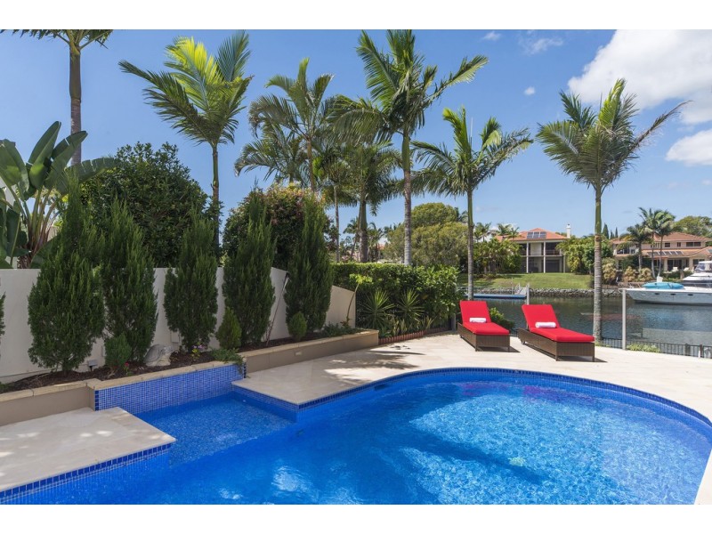 1094 Beechwood Drive, Hope Island QLD 4212