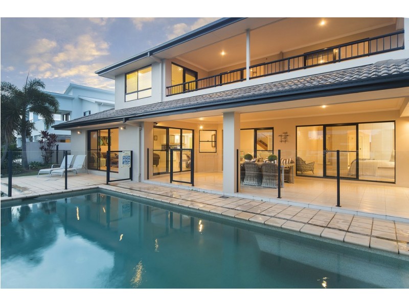 20 Parkview Place, Helensvale QLD 4212