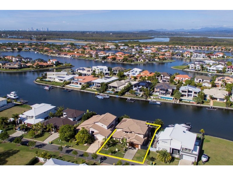 20 Parkview Place, Helensvale QLD 4212