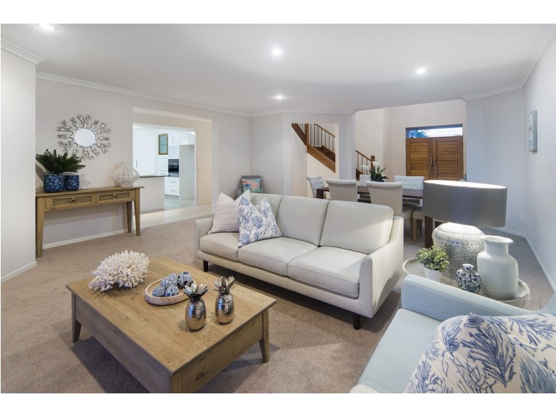 20 Parkview Place, Helensvale QLD 4212