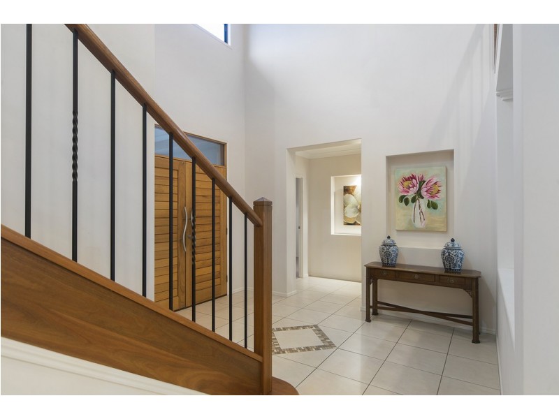 20 Parkview Place, Helensvale QLD 4212