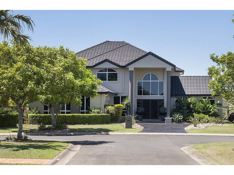 8 Kim Court, Helensvale QLD 4212