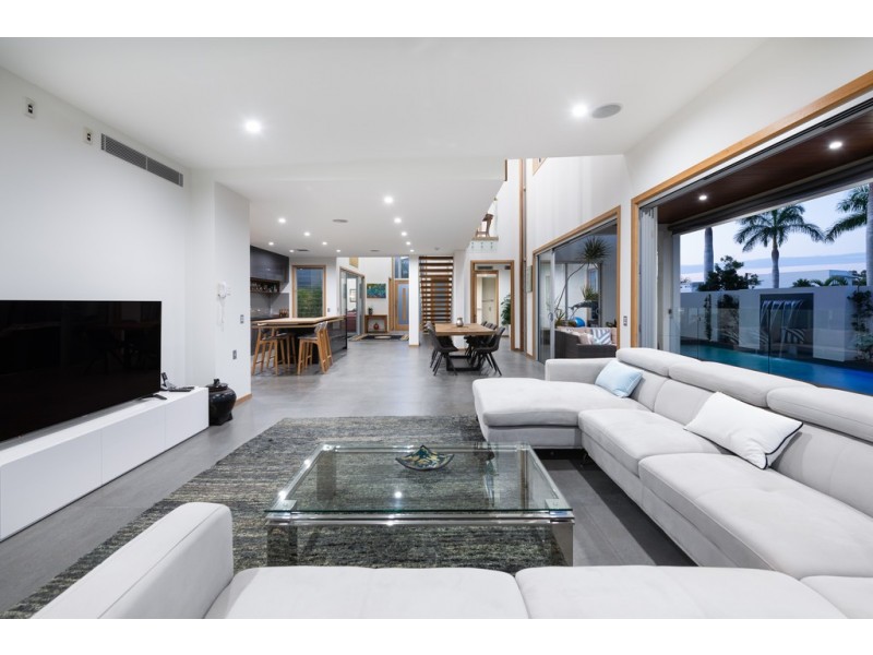 7843 Pavilions Place, Hope Island QLD 4212