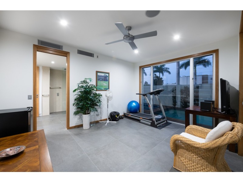 7843 Pavilions Place, Hope Island QLD 4212