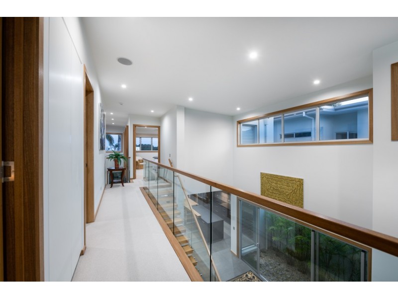 7843 Pavilions Place, Hope Island QLD 4212
