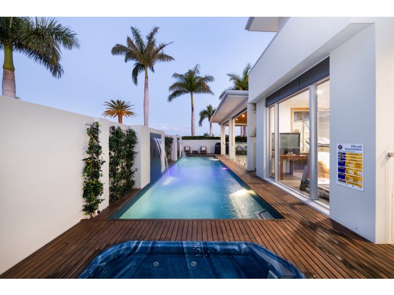 7843 Pavilions Place, Hope Island QLD 4212