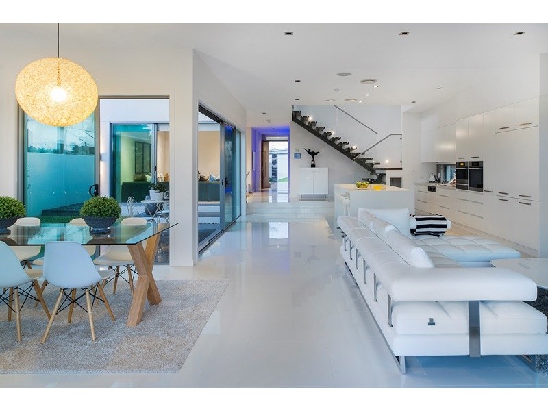 8073 Riverside Drive, Sanctuary Cove QLD 4212
