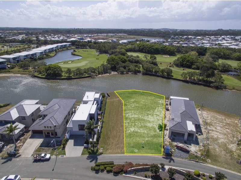 7676 Fairway Boulevard, Hope Island QLD 4212