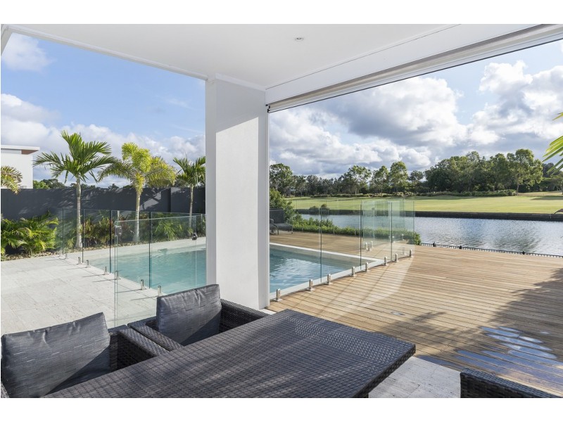 7622 Fairway Boulevard, Hope Island QLD 4212