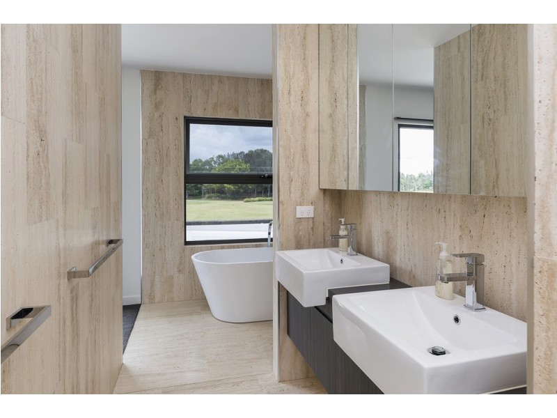 7622 Fairway Boulevard, Hope Island QLD 4212