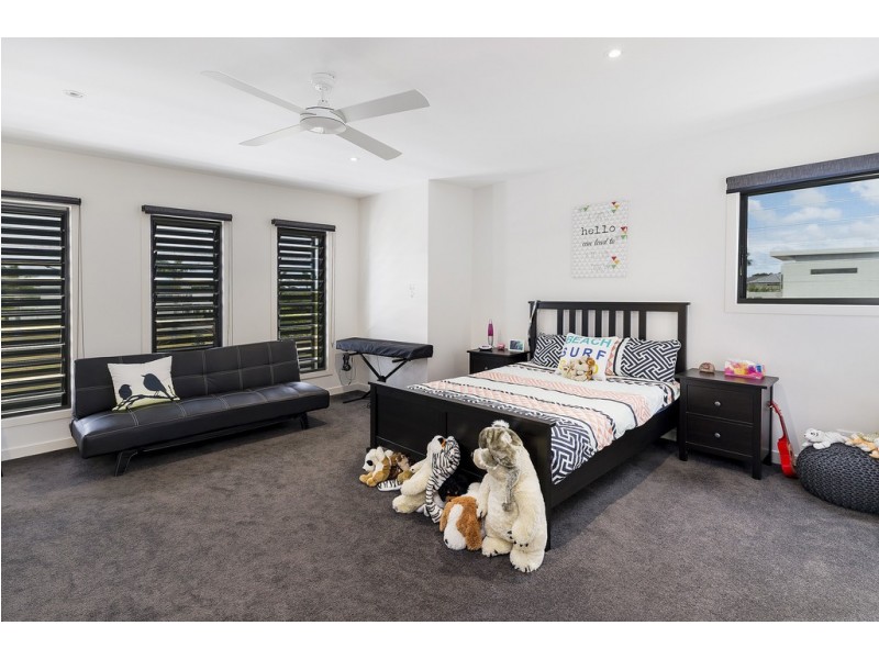 7622 Fairway Boulevard, Hope Island QLD 4212