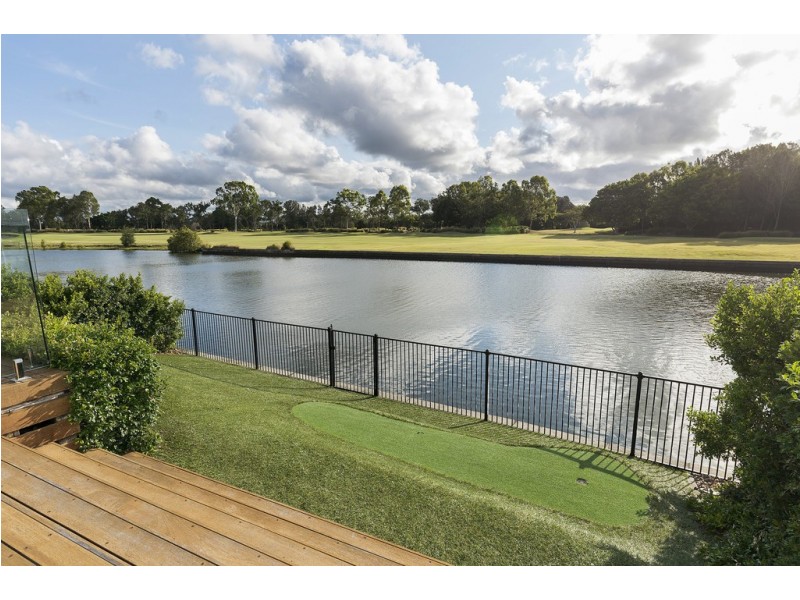 7622 Fairway Boulevard, Hope Island QLD 4212