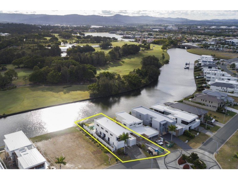 7622 Fairway Boulevard, Hope Island QLD 4212