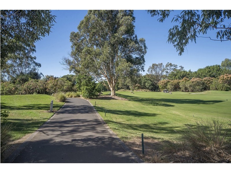 8115 Magnolia Gardens Court, Hope Island QLD 4212