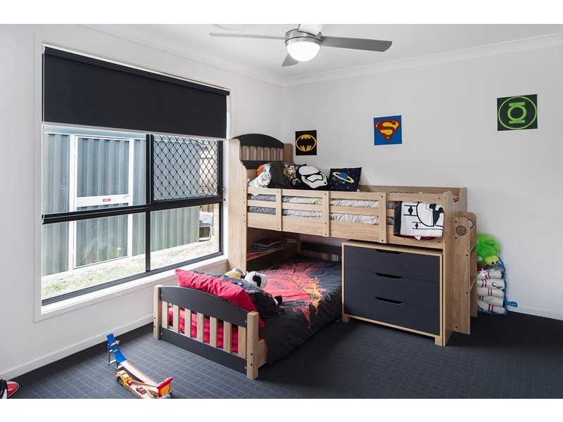 15 Undarra Street, Pimpama QLD 4209