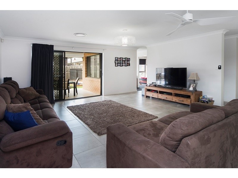 15 Undarra Street, Pimpama QLD 4209