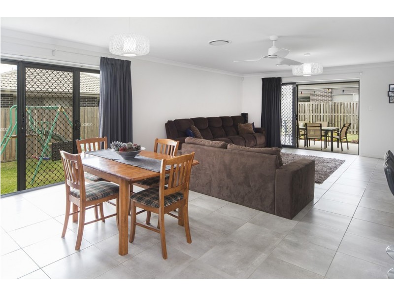 15 Undarra Street, Pimpama QLD 4209