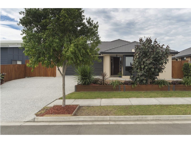 15 Undarra Street, Pimpama QLD 4209