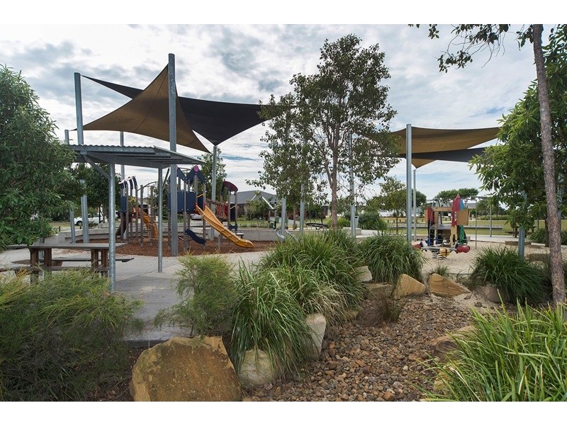 15 Undarra Street, Pimpama QLD 4209