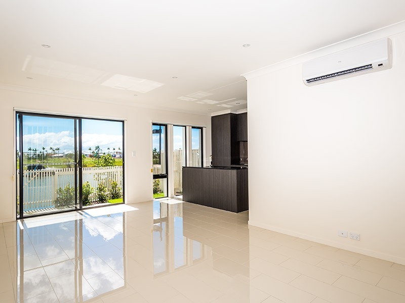 24/126 Marina Quays Boulevard, Hope Island QLD 4212