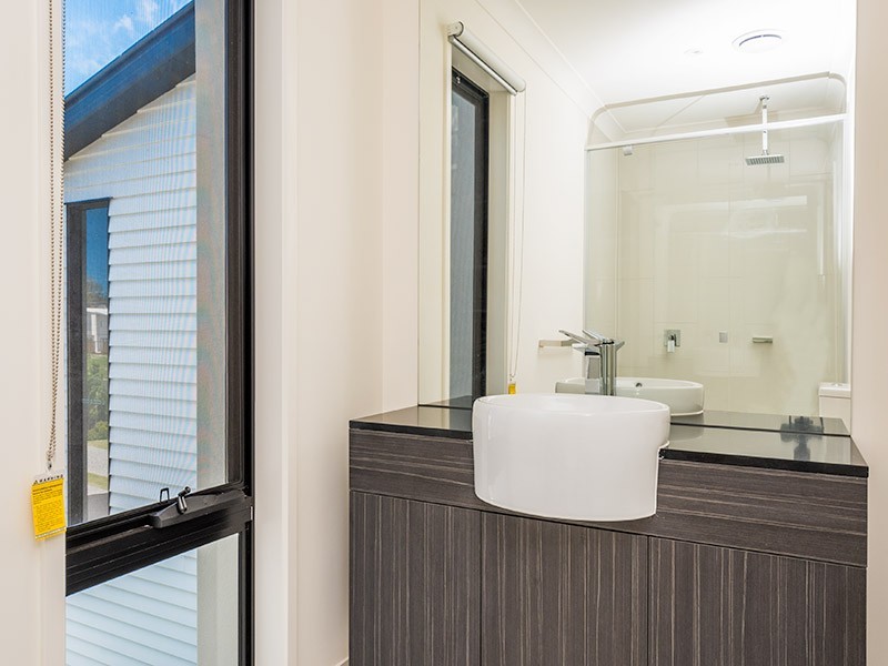 24/126 Marina Quays Boulevard, Hope Island QLD 4212