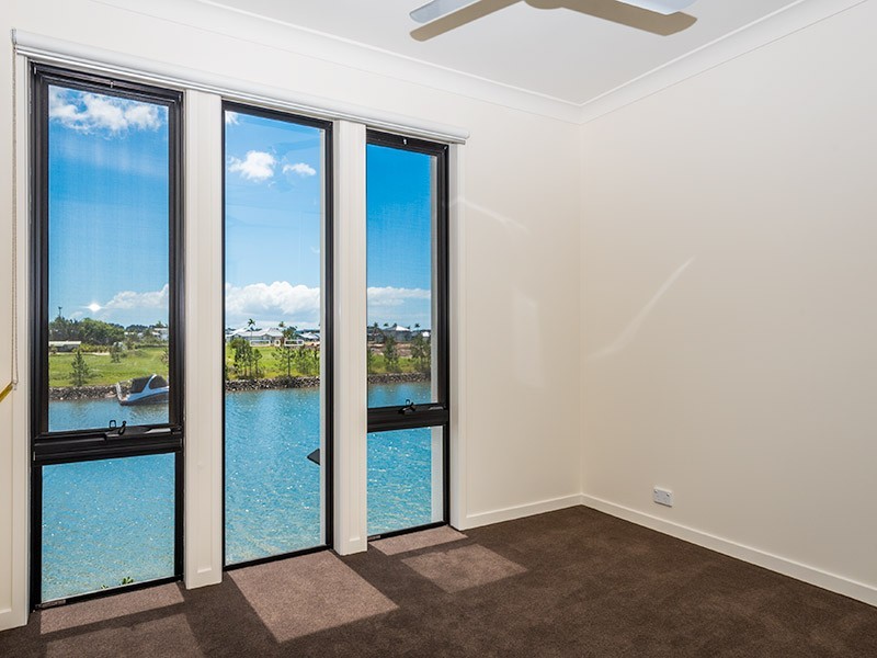 24/126 Marina Quays Boulevard, Hope Island QLD 4212