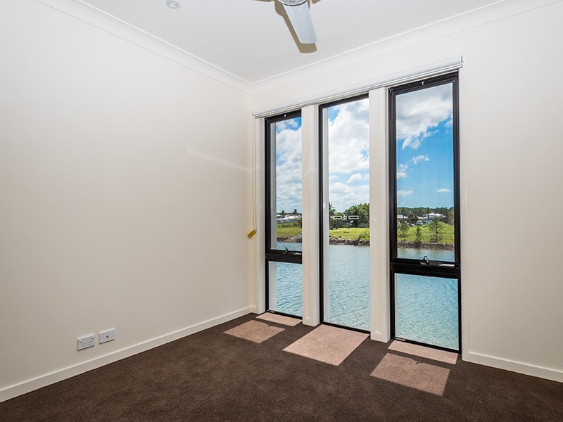 24/126 Marina Quays Boulevard, Hope Island QLD 4212