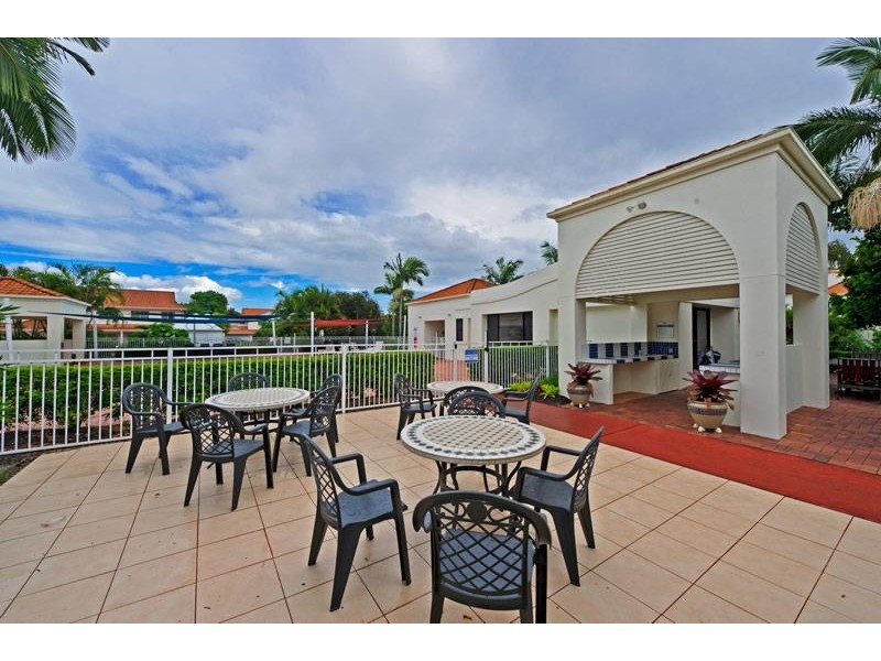 57/60 Caseys Road, Hope Island QLD 4212