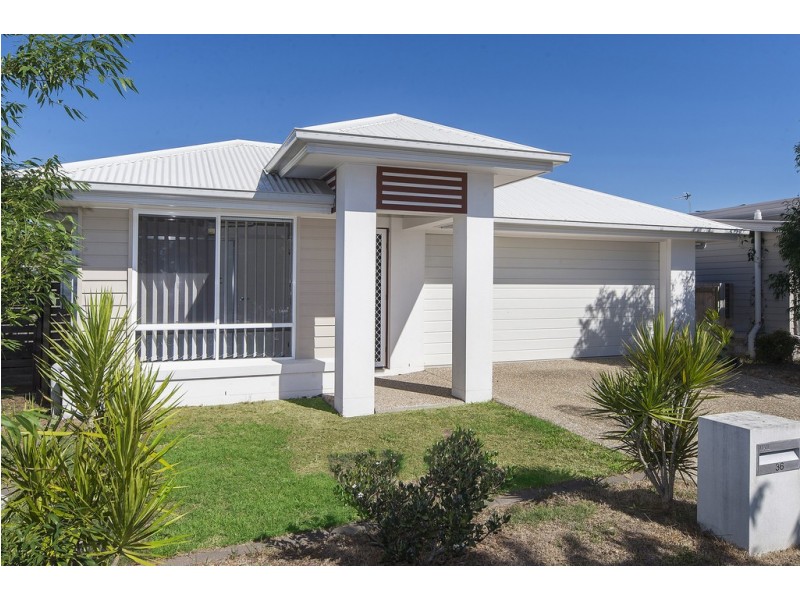 36 Azure Way, Hope Island QLD 4212