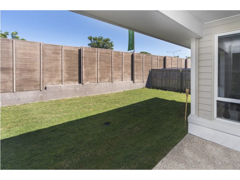 36 Azure Way, Hope Island QLD 4212