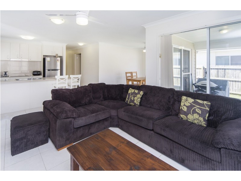 36 Azure Way, Hope Island QLD 4212