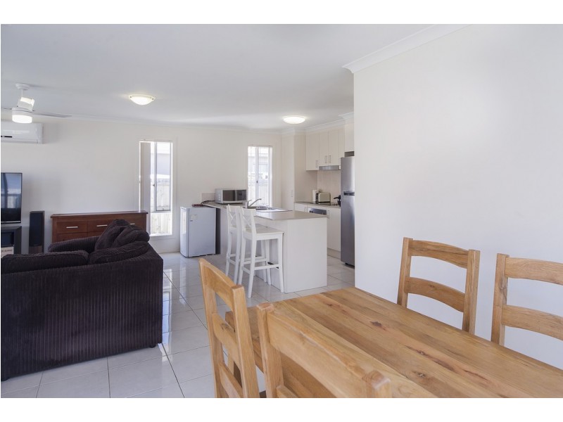 36 Azure Way, Hope Island QLD 4212