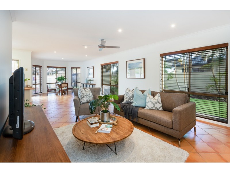 63 Tranquility Circuit, Helensvale QLD 4212